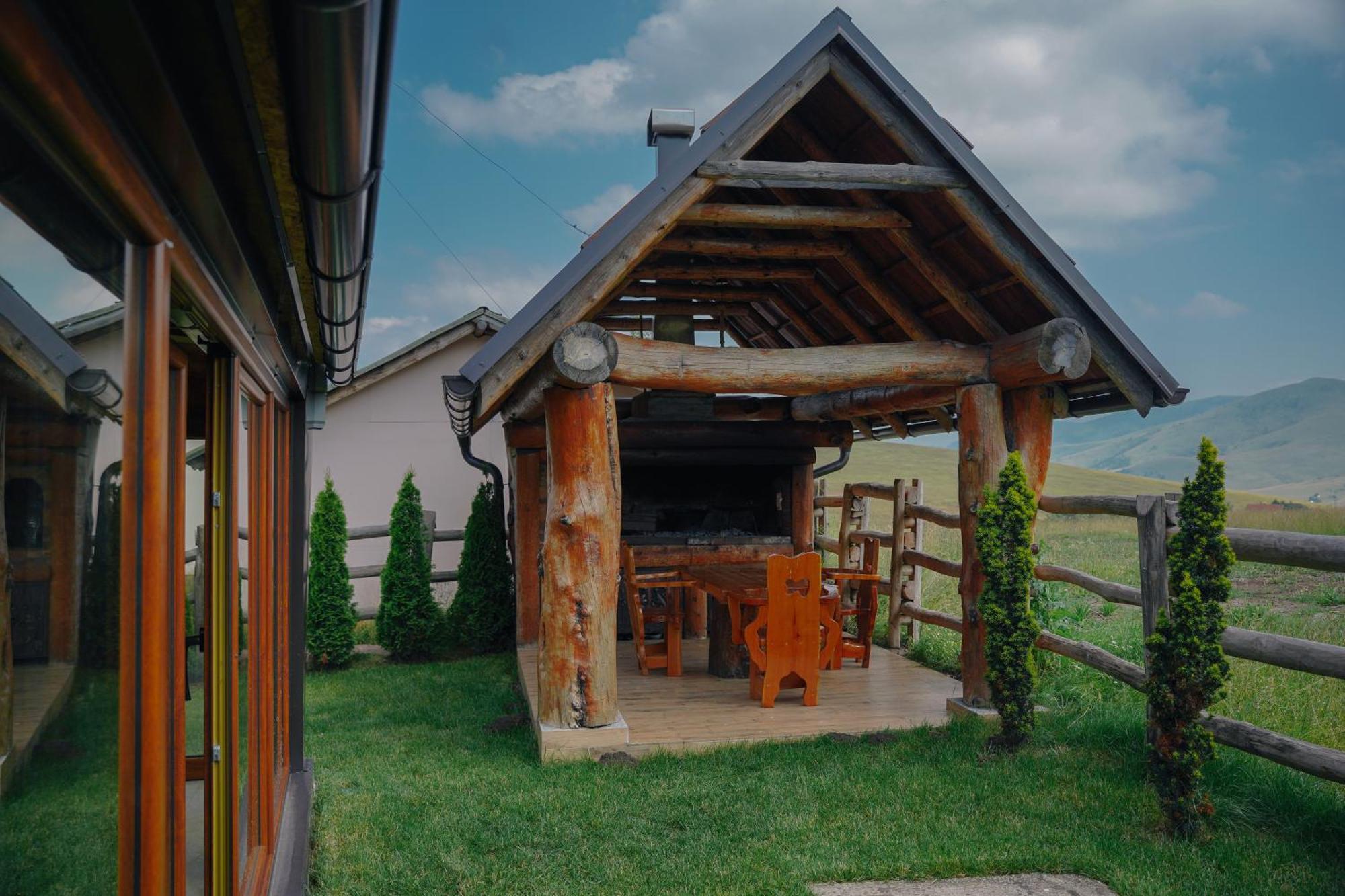 Wooden Valley Zlatibor Resort Esterno foto